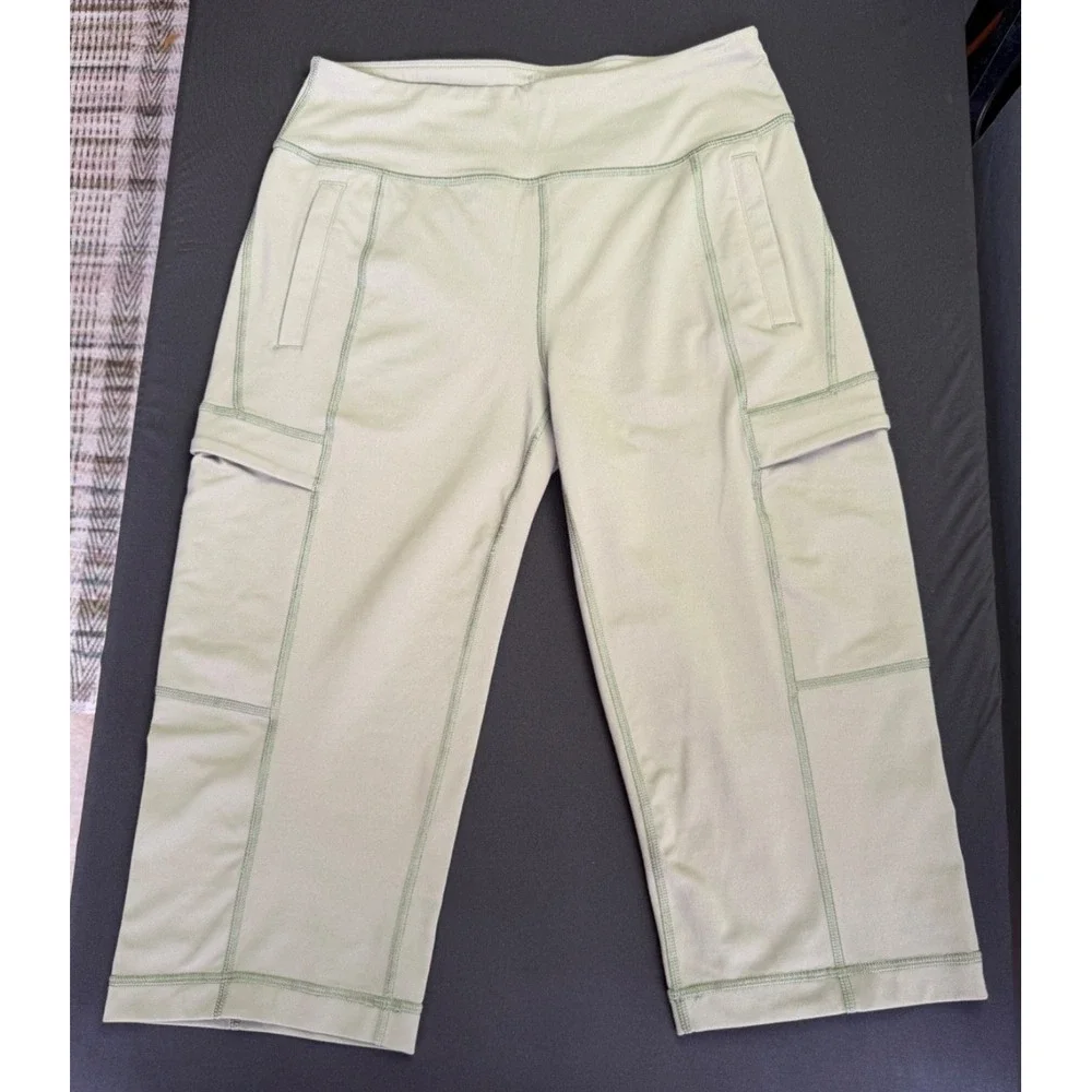 Duluth Trading Cargo Pants Capris Womens XS Olive Active Outdoor Utility Hiking